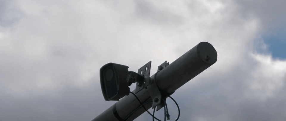 QUIÉNES SE PASEN CON LUZ ROJA SERÁN FOTOGRAFIADOS Y&nbsp;MULTADOS
