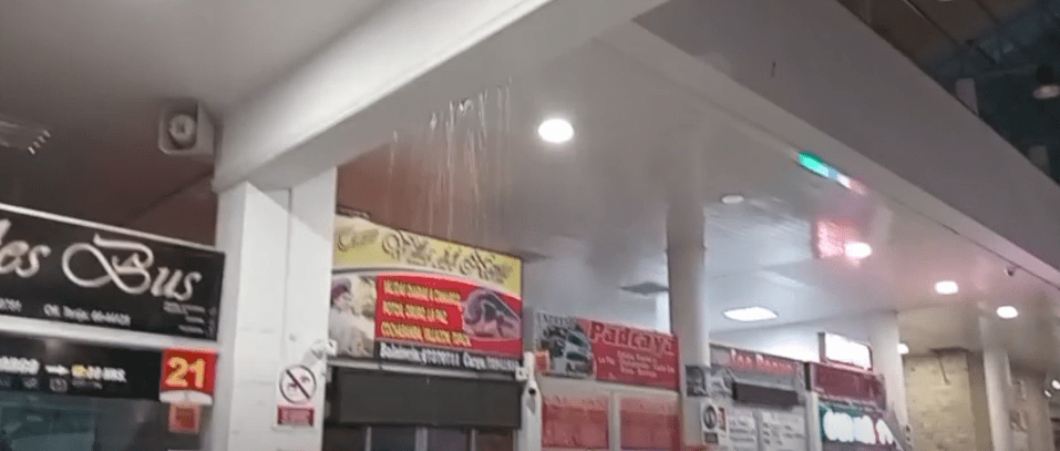 PIDEN ARREGLAR TECHO DE “LA TERMINAL” AFECTADO POR FUERTE&nbsp;LLUVIA