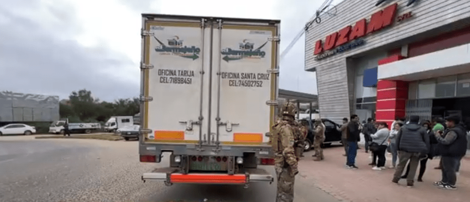 INTERVIENEN 2 CAMIONES FRIGORÍFICOS CON CONTRABANDO DE&nbsp;CARNE