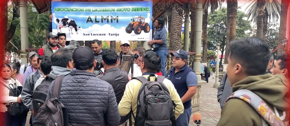 LECHEROS DE MENDEZ SUBEN EL PRECIO A 4.50 EL LITRO PARA&nbsp;EMPRESAS