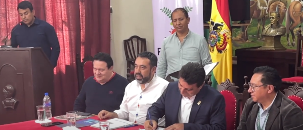 ALCALDE Y MINISTRO ULTIMAN DETALLES PARA  AVANZAR EN FINANCIAMIENTO Y LICITACIÓN DE LA&nbsp;PTAR